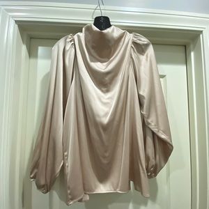 Creamy Bell Sleeved Top